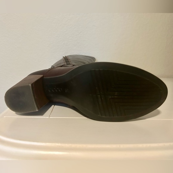 ECCO Women Brown Leather Double Zip Boots Sz 38 / 7. Condition is Pre-owned. - Picture 7 of 9